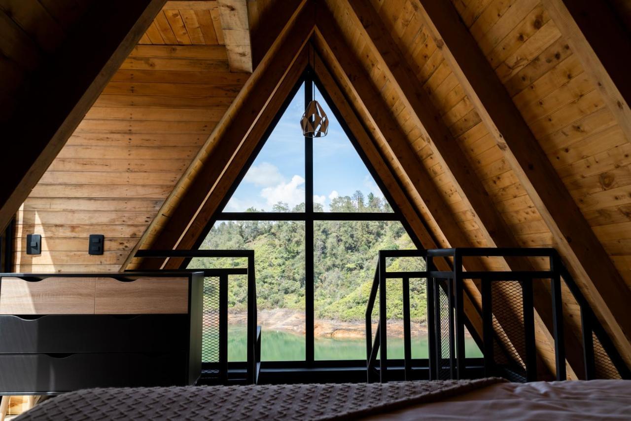Gretel Chalets Suizo Guatape Exterior photo