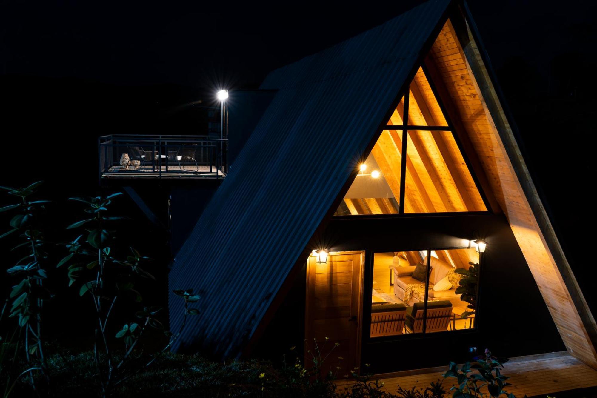 Gretel Chalets Suizo Guatape Exterior photo